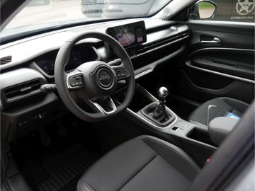 Car image 11