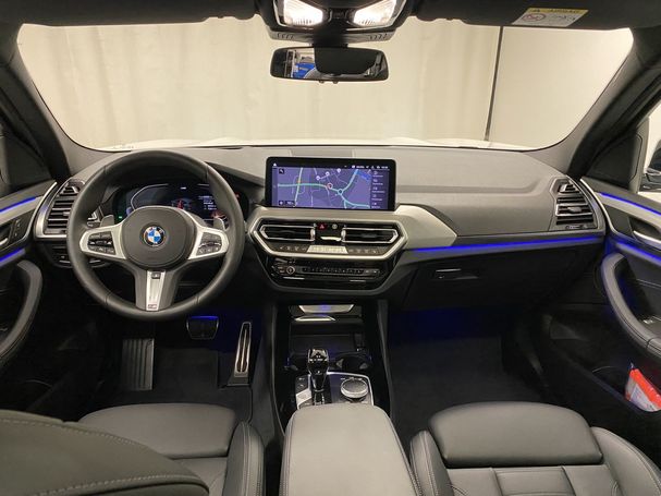 BMW X3 xDrive20i 135 kW image number 4