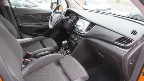 Car image 23