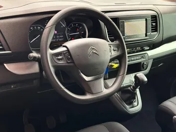 Car image 45