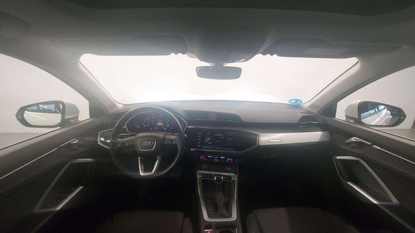 Audi Q3 45 TFSIe S tronic Advanced 180 kW image number 6