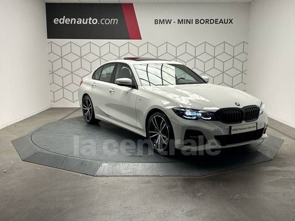 BMW 320i M Sport 135 kW image number 2