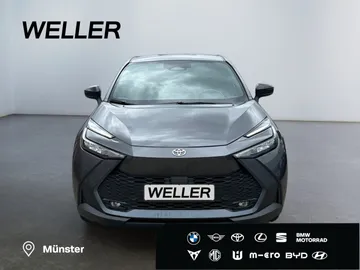 Car image 3