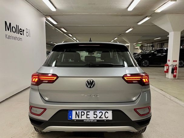 Volkswagen T-Roc 1.0 TSI T-Roc 81 kW image number 6