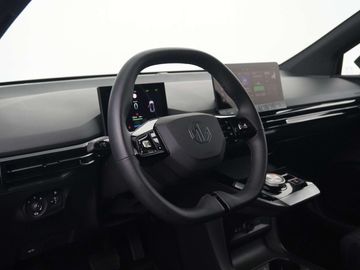 Car image 33