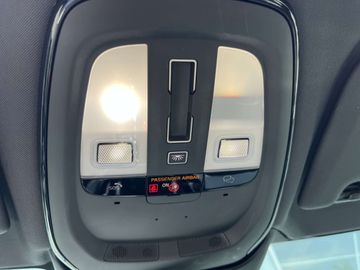 Car image 31