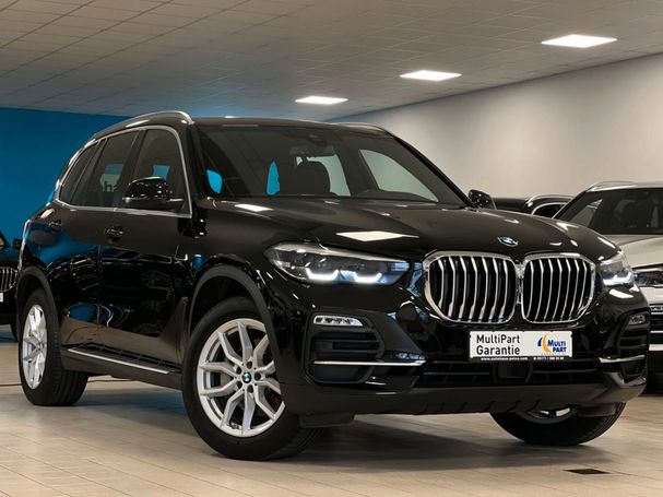 BMW X5 xDrive30d 195 kW image number 2