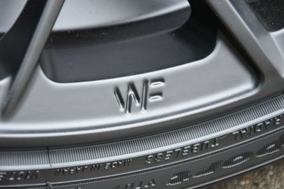 Car image 41