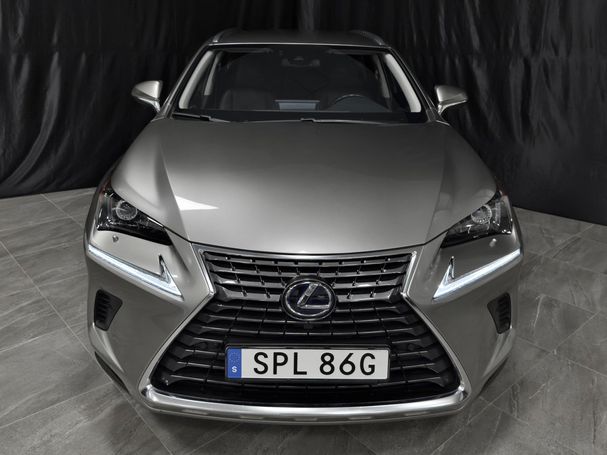 Lexus NX 300 h AWD 146 kW image number 8