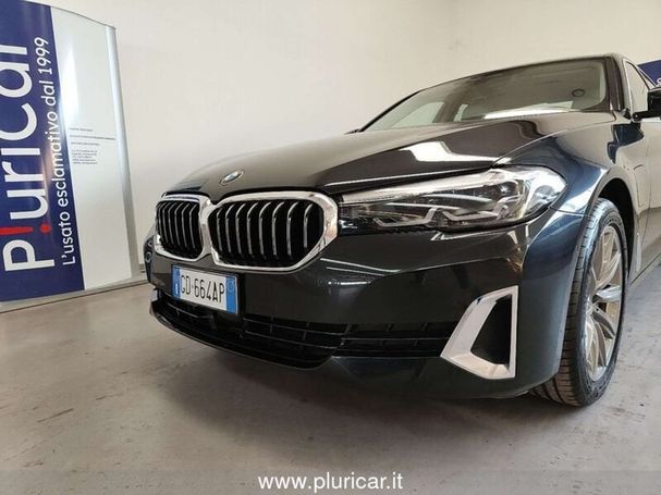 BMW 530 e 215 kW image number 45