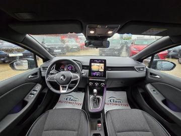 Car image 26