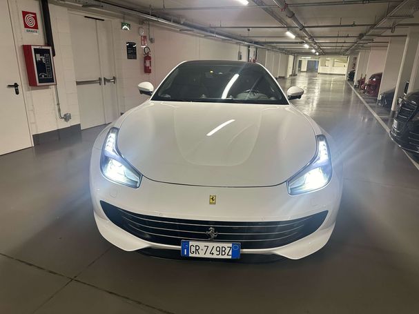 Ferrari GTC4 Lusso T 3.9 V8 449 kW image number 1