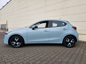 Car image 4