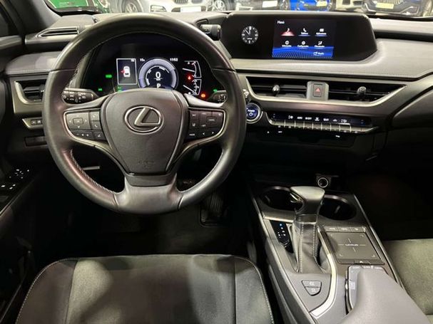 Lexus UX 250h 135 kW image number 16