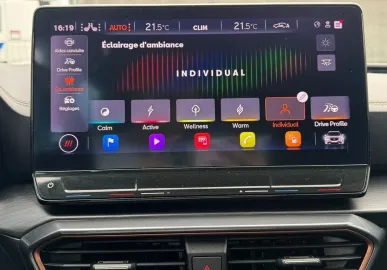 Car image 30