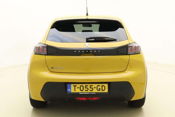 Peugeot e-208 100 kW image number 11