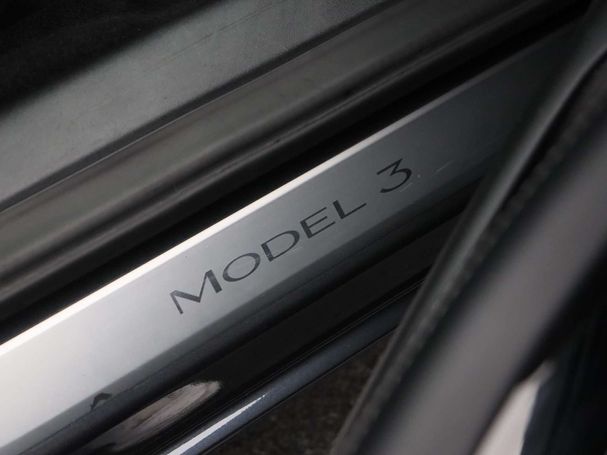 Tesla Model 3 211 kW image number 36