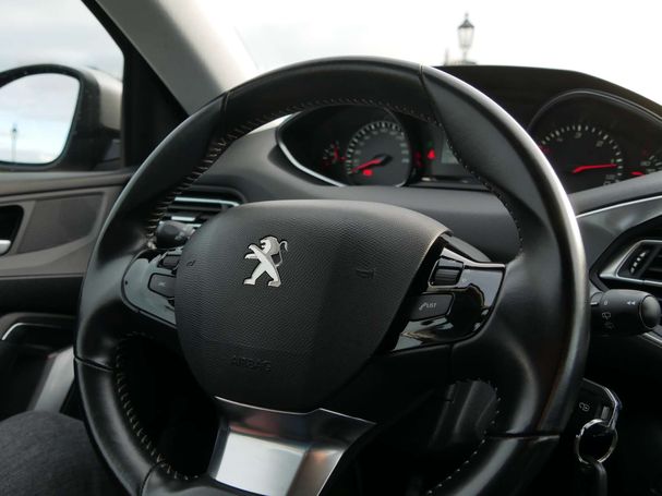 Peugeot 308 1.5 BlueHDi 96 kW image number 16