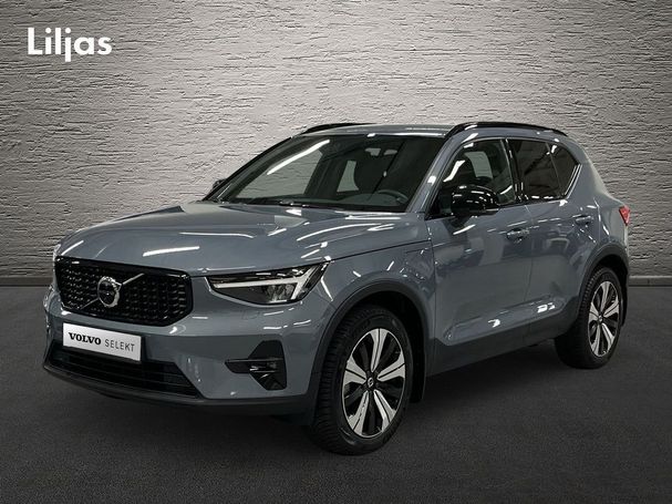 Volvo XC40 Recharge T4 Plus Dark 157 kW image number 1