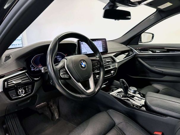 BMW 530 Touring xDrive 183 kW image number 6