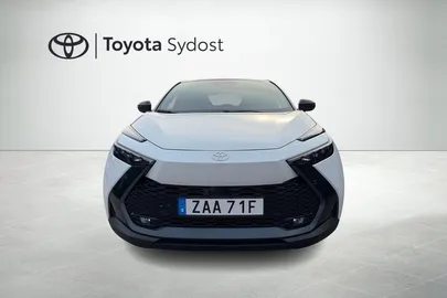 Car image 2