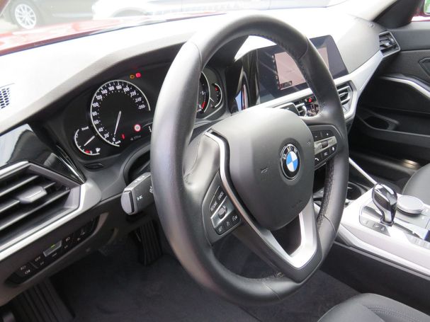 BMW 320d Advantage 140 kW image number 9