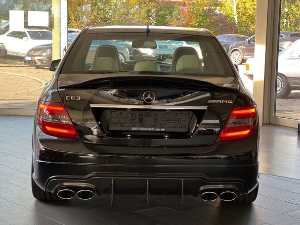 Mercedes-Benz C 63 AMG 373 kW image number 2