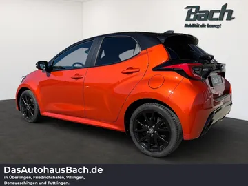 Car image 4