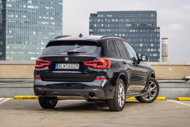 BMW X3 xDrive30d 195 kW image number 4