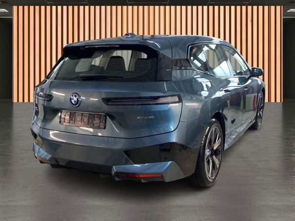 BMW iX xDrive 240 kW image number 9