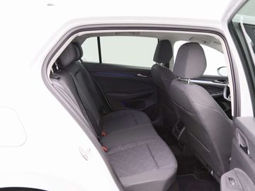 Car image 35