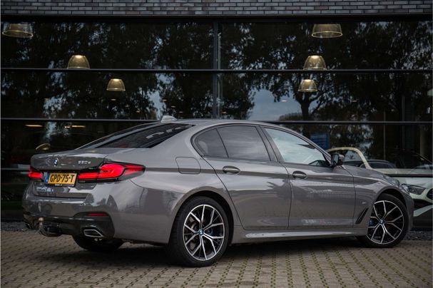 BMW 530 e 215 kW image number 3