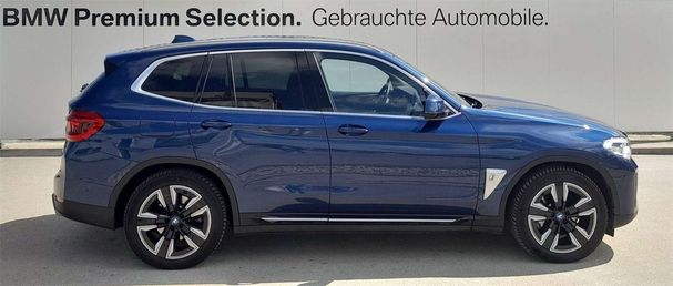 BMW iX3 210 kW image number 8