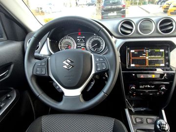 Car image 10