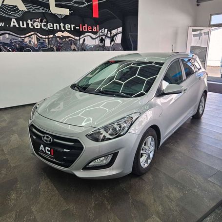 Hyundai i30 Blue 99 kW image number 1