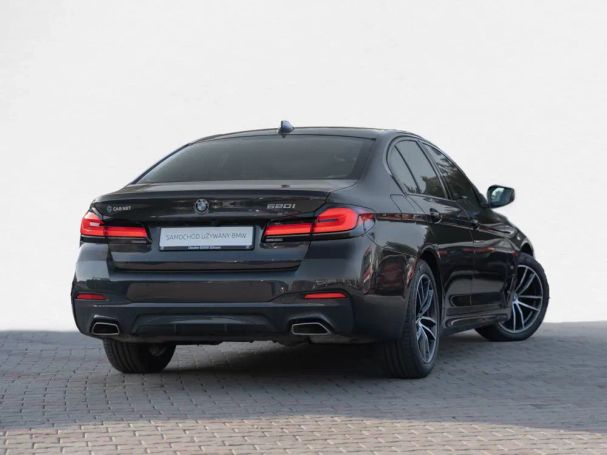 BMW 520i 135 kW image number 2