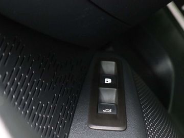 Car image 41