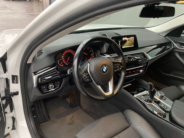 BMW 520d Touring 140 kW image number 8