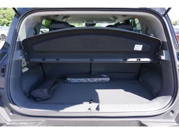 Car image 28
