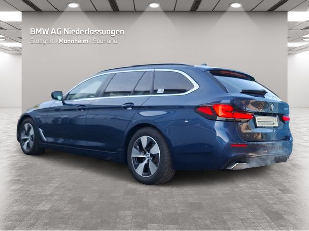 BMW 520i Touring 135 kW image number 2