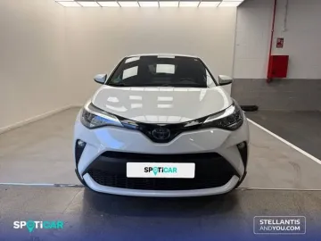 Car image 3
