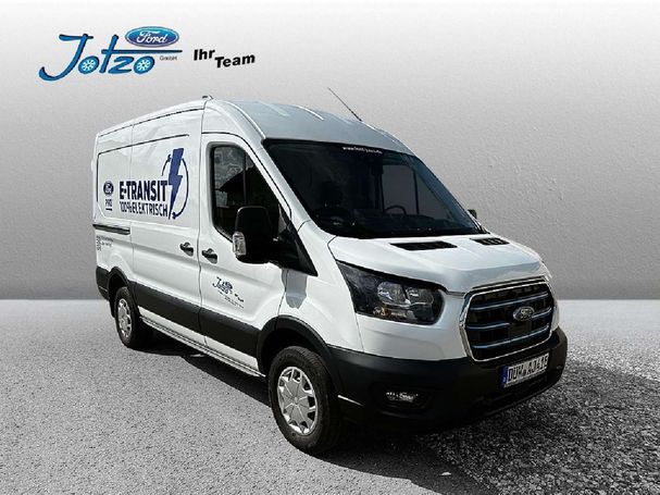 Ford E-Transit 350 L2 Trend 135 kW image number 4