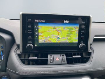 Car image 15