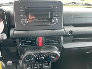 Car image 15