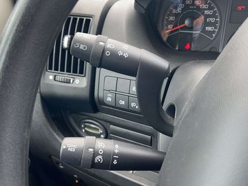 Car image 30