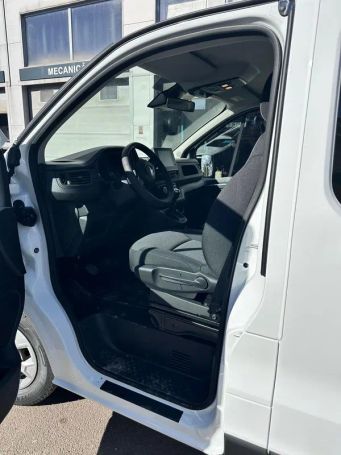 Renault Trafic 81 kW image number 16