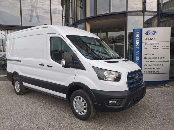 Ford E-Transit Trend 135 kW image number 2