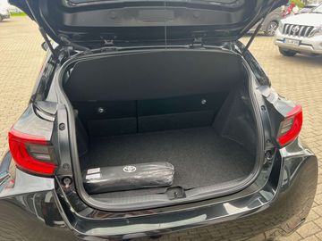 Car image 15