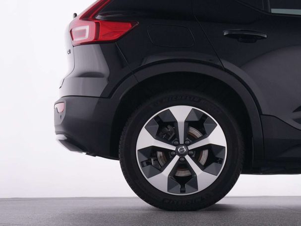 Volvo XC40 B4 Ultimate Dark 145 kW image number 24