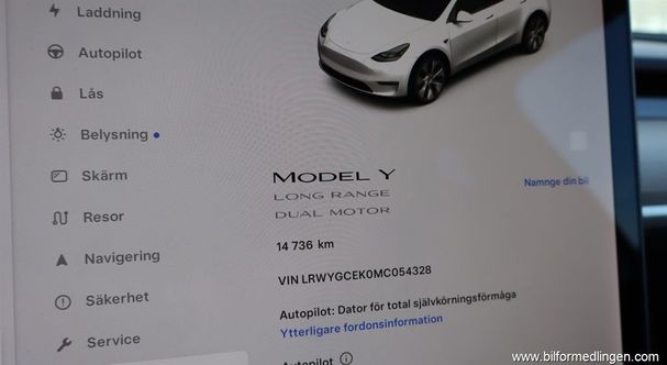 Tesla Model Y Long Range AWD Dual Motor 378 kW image number 11